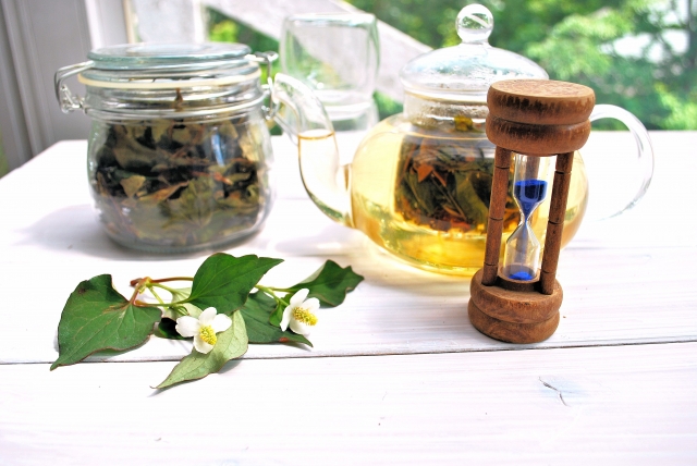 【メリットやダイエット効果、続けるコツ】温かい飲み物は体にいいの？どんなメリットがある？ダイエット効果は？続けるコツは？【注意点も】